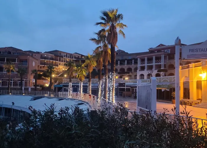 Rev'azur T1 - Vue - Grande Terrasse Saint-Raphaël