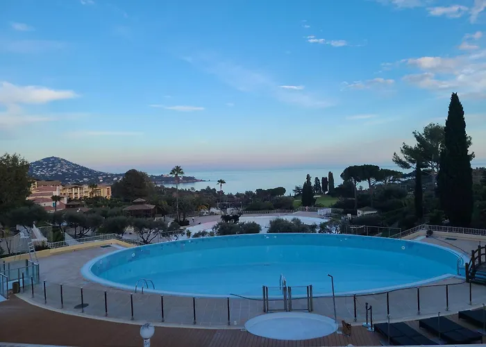 Rev'azur T1 - Vue - Grande Terrasse *